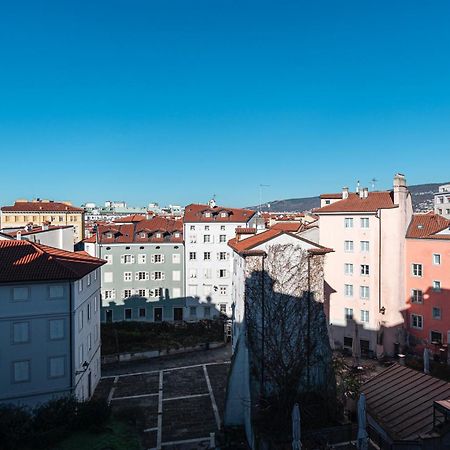 Le Finestre Boutique Apartments Trieste Extérieur photo